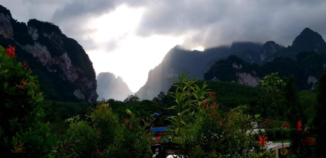 K.K. Park Resort Khao Sok National Park Exteriör bild